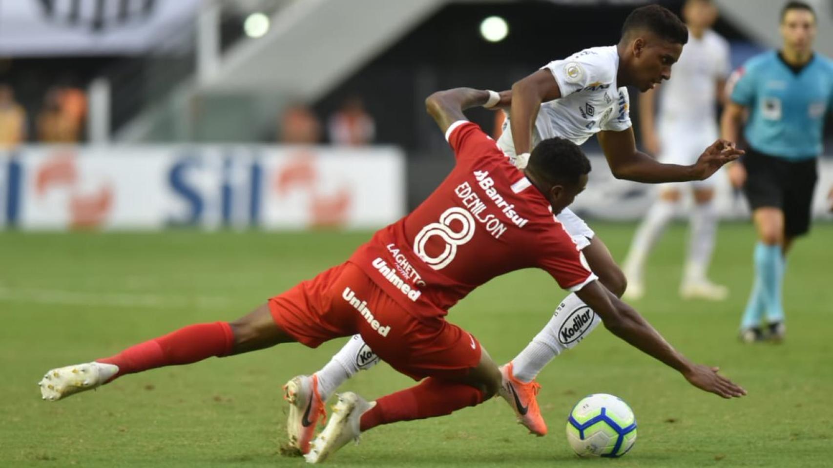 Rodrygo, durante el partido con el Santos. Foto: Instagram (@SantosFC)