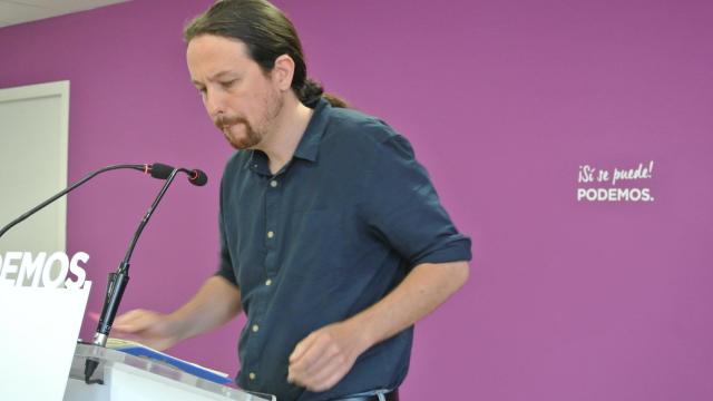 Pablo Iglesias, tras la debacle del 26-M en la sede de Podemos.