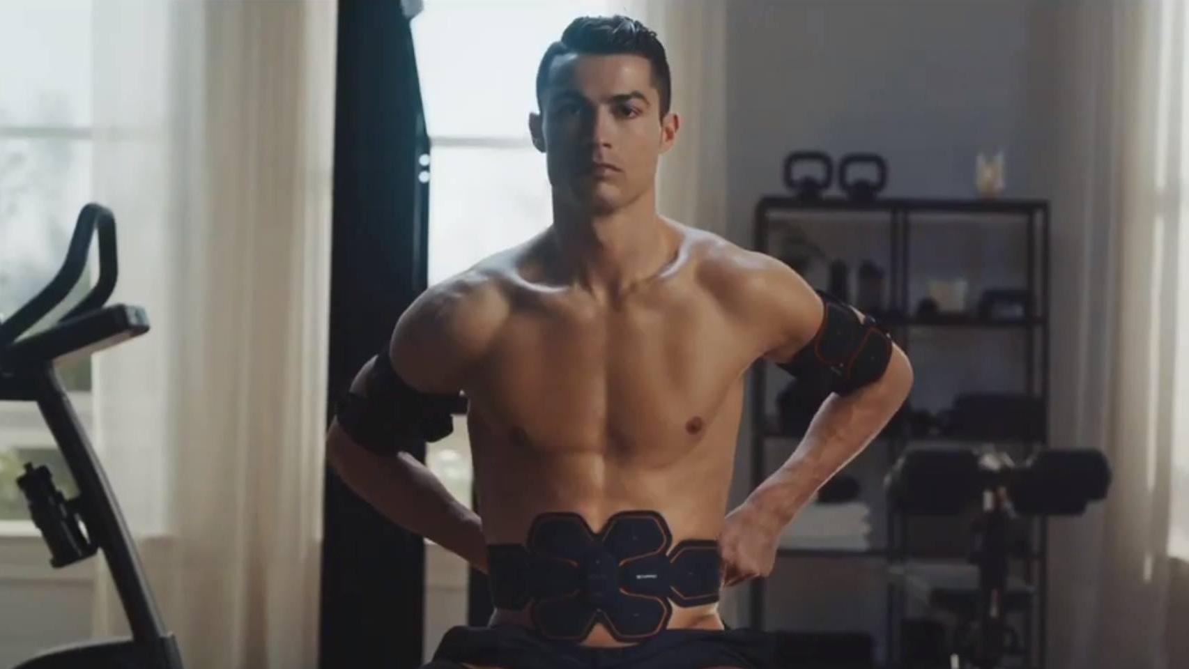 Cristiano Ronaldo promocionando Six Pad.