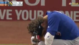 Albert Almora Jr. visiblemente afectado tras golpear a una niña