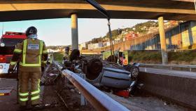 Tragedia en Vigo: tres jóvenes de 17 y 18 años mueren al salirse el coche de la autopista
