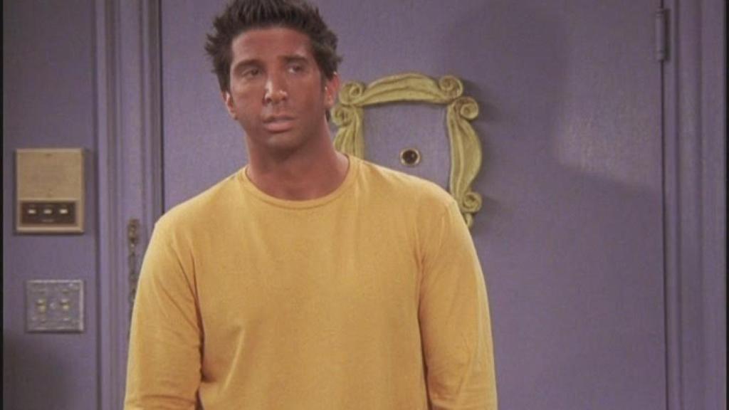 Escena de Ross de 'Friends' luciendo un moreno falso tras autobroncearse.