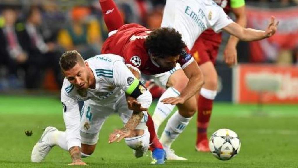 Salah en su choque con Sergio Ramos en Kiev