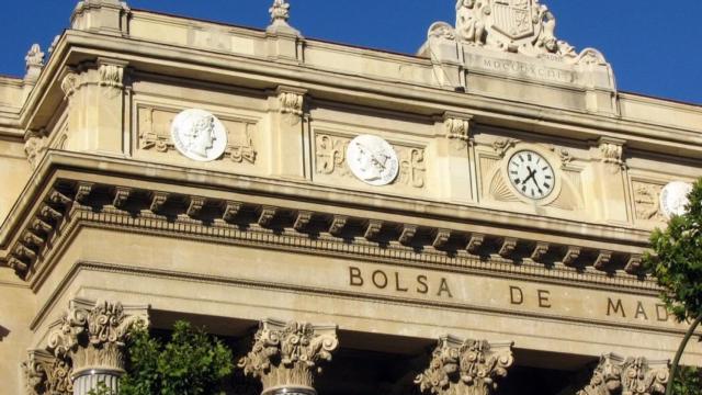 Fachada de la Bolsa de Madrid.