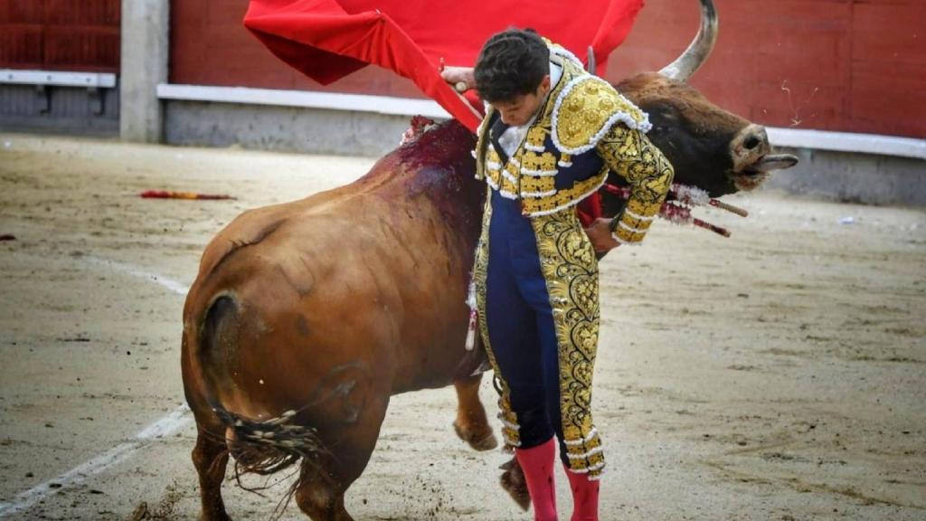 Manoletina de Tomás Campos al malaje 'Taleguilla'