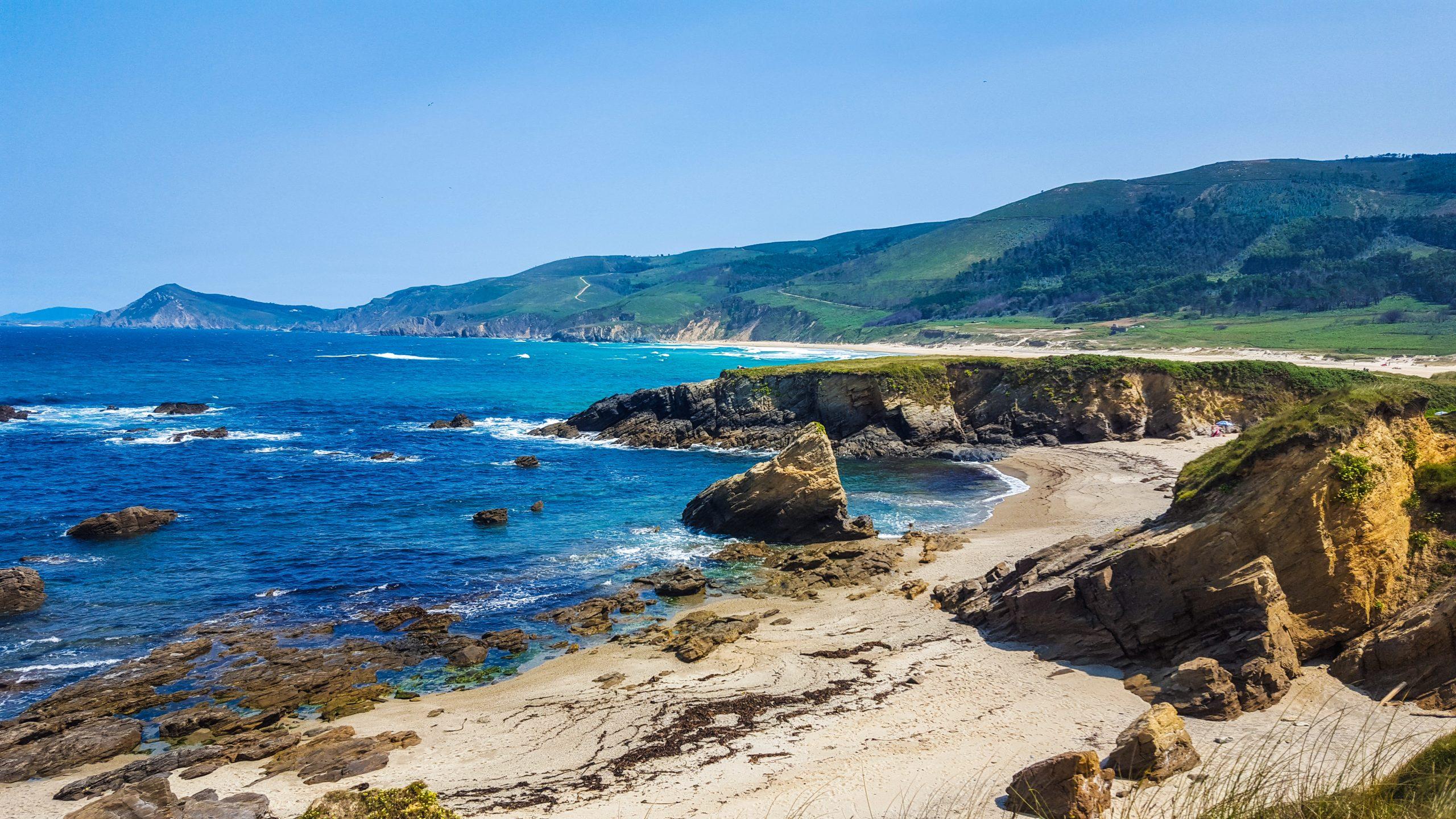 La playa de Doniños, en Ferrolterra, es uno de los lugares de cría de píllara de las dunas.