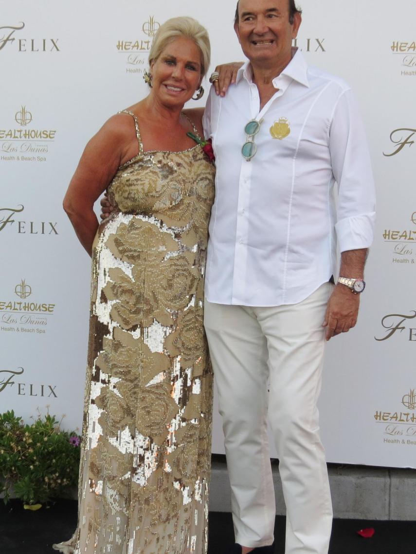 Luisa Rodríguez y Félix Revuelta, en la anterior fiesta de cumpleaños del empresario.