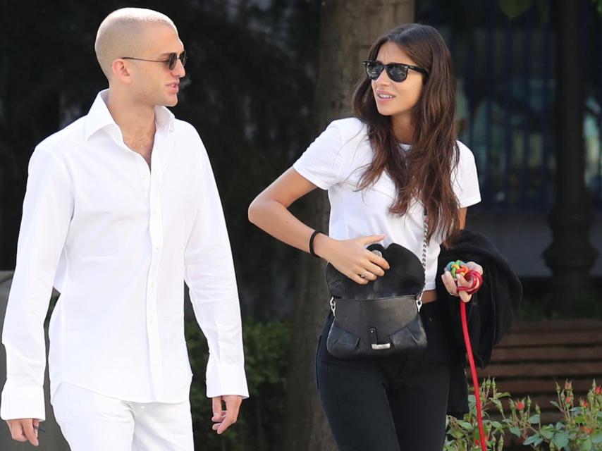 Rocío Crusset y el empresario italiano paseando por Madrid hace unas semanas.