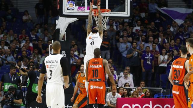 Jeff Taylor ante el Valencia Basket