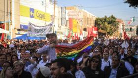 Miles de simpatizantes de Obrador acuden a un acto este sábado, en la ciudad de Tijuana