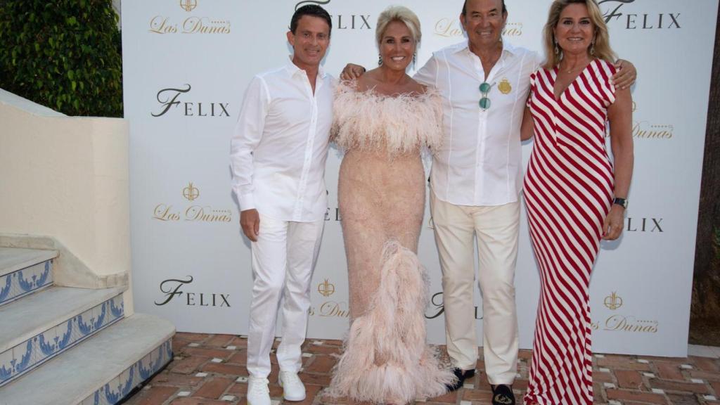 Manuel Valls, Luisa Rodríguez, Félix Revuelta y Susana Gallardo, en el 'photocall' de este sábado en Marbella.