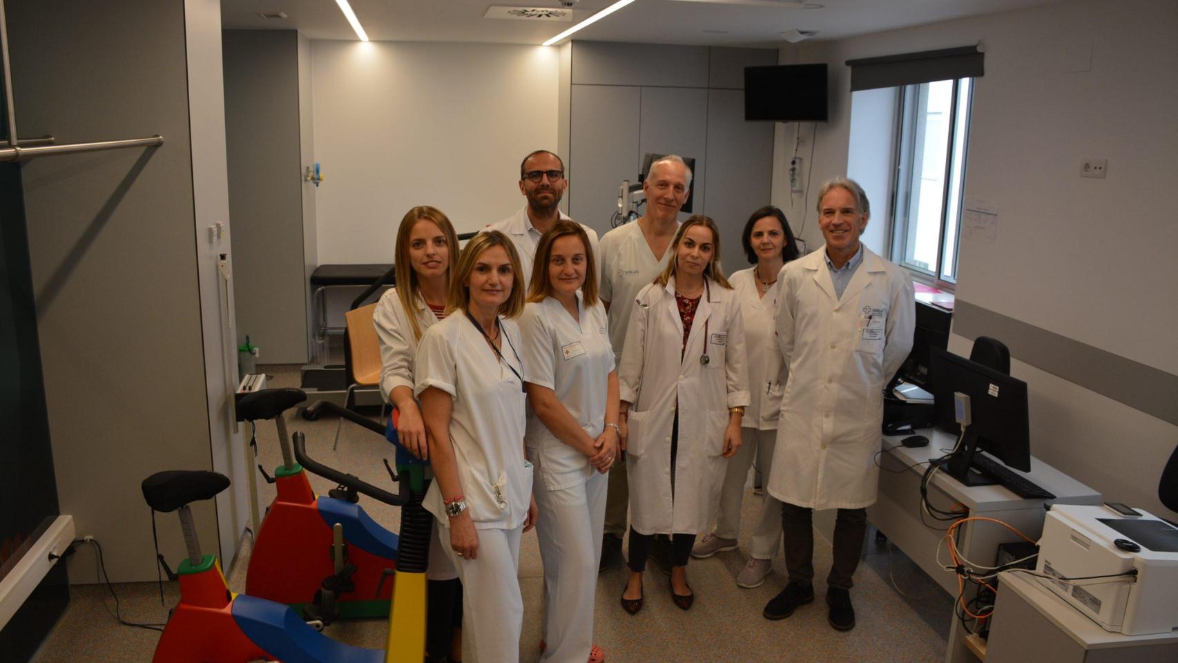 El equipo del programa de rehabilitación cardíaca infantil del CHUAC