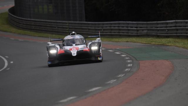 Fernando Alonso acaba cuarto en los entrenamientos libres de las 24 Horas de Le Mans