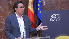 Dario Gil, director de IBM Research, en la sede del CSIC presentando la plataforma conjunta.