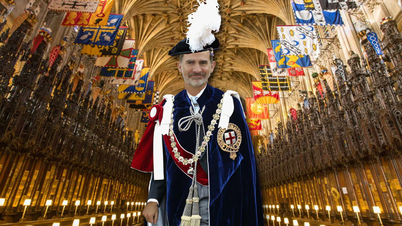 El rey Felipe VI con la capa de armiño y sombrero en un montaje JALEOS.