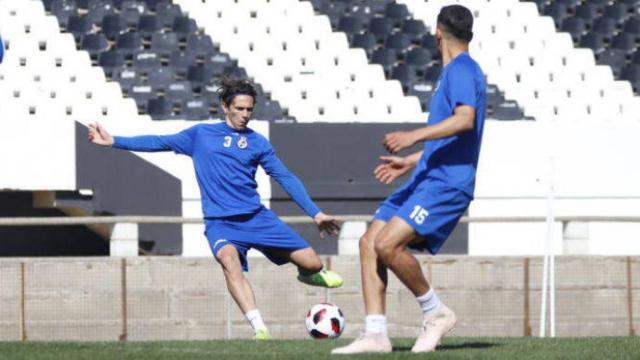 Expósito en un entrenamiento con el Linense. Foto: Europa Sur