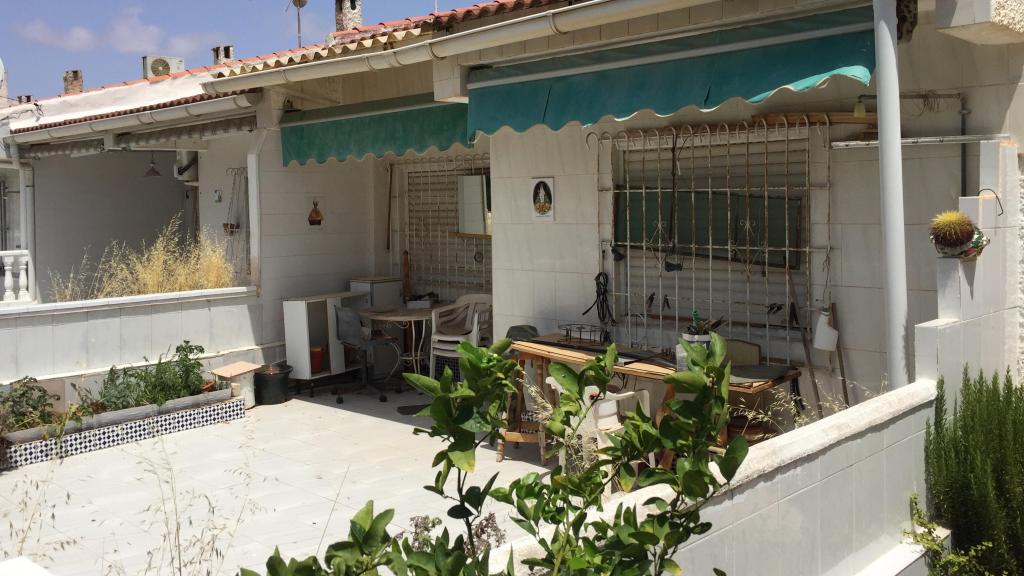 Este bungalow abandonado fue propiedad de un militar de rango