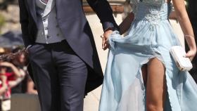 Marco Asensio y su novia Sandra Garal, en la boda de Sergio Ramos