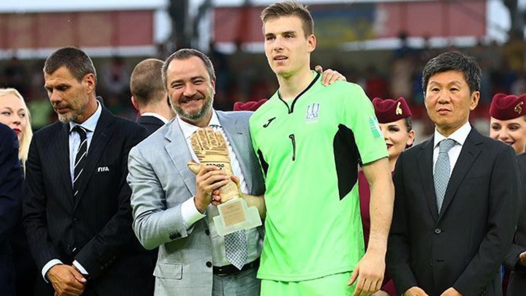 Lunin, campeón y mejor portero del Mundial sub20 con Ucrania