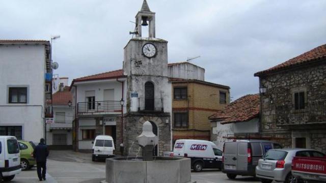 Plaza de Cabezabellosa (Cáceres)