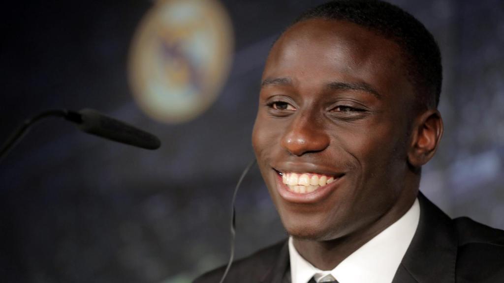 Ferland Mendy, en su primera rueda de prensa con el Real Madrid