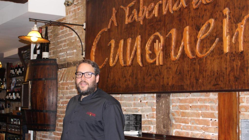 Rubén Rey propietario de A Taberna de Cunqueiro