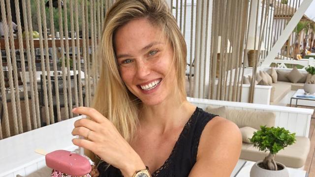 La modelo Bar Refaeli en una imagen de su Instagram.