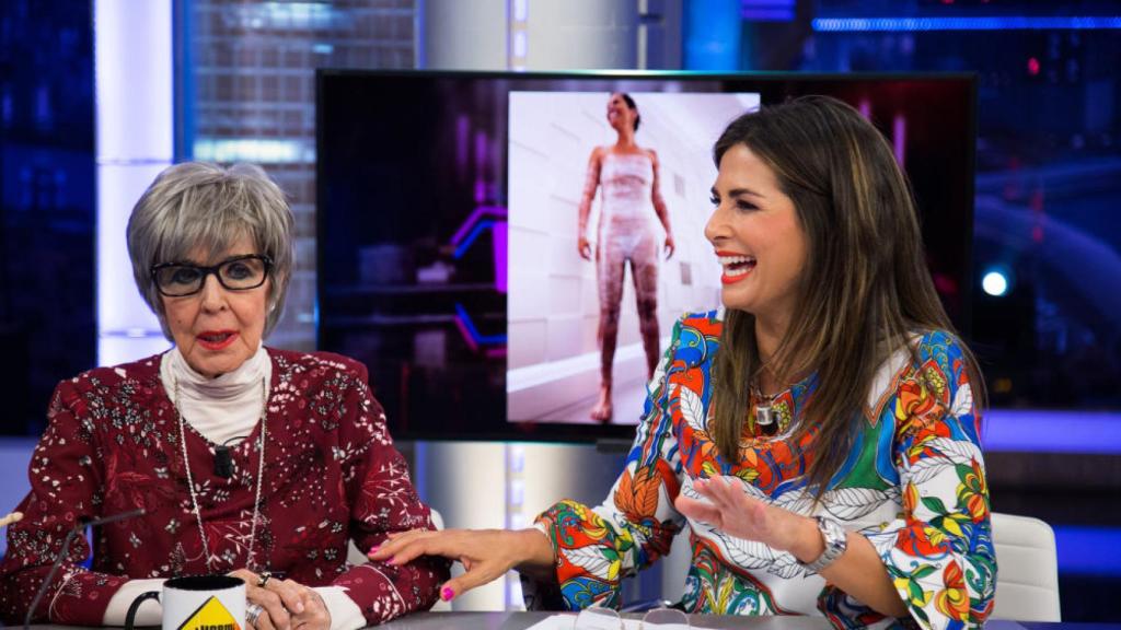 Concha Velasco y Nuria Roca en 'El Hormiguero'.