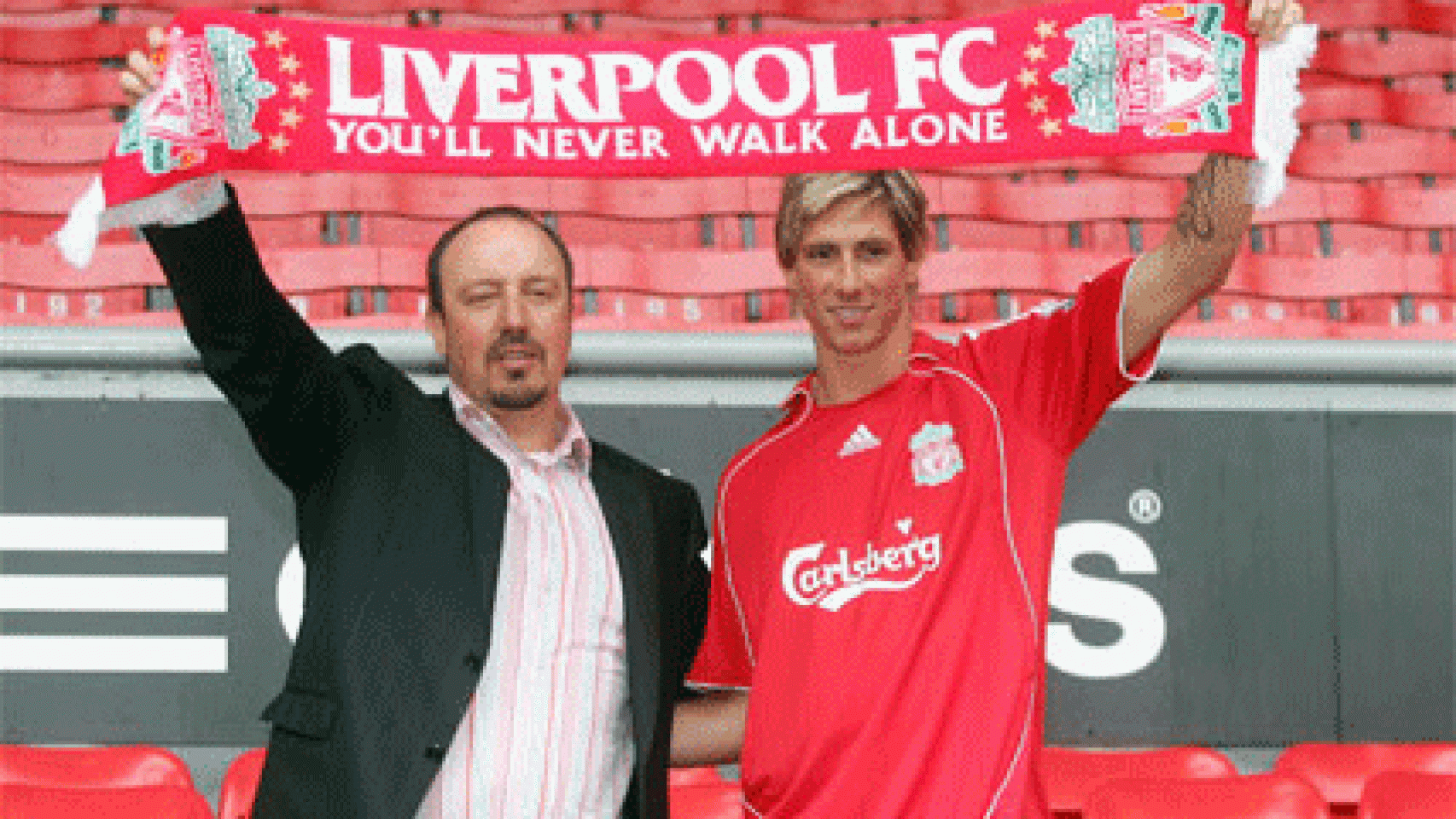 Fernando Torres ficha por el Liverpool en 2007