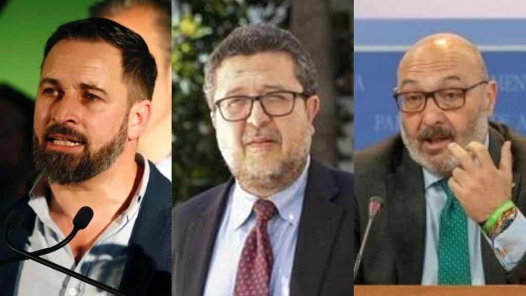 El líder de Vox, Santiago Abascal, el juez y líder en Andalucía, Francisco Serrano y el portavoz andaluz, Alejandro Hernández.