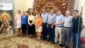 Entrega de la alfombra de la Virgen del Pinar al pueblo de Cañaveras, una vez restaurada por la Real Fábrica de Tapices de Madrid por encargo de la Diputación de Cuenca. Abajo vista final y vista previa