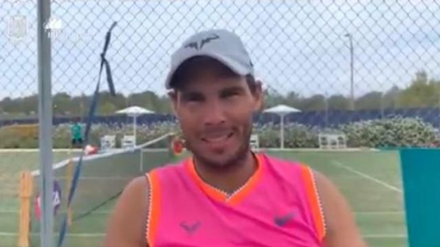 Rafa Nadal apoya a la selección femenina de fútbol