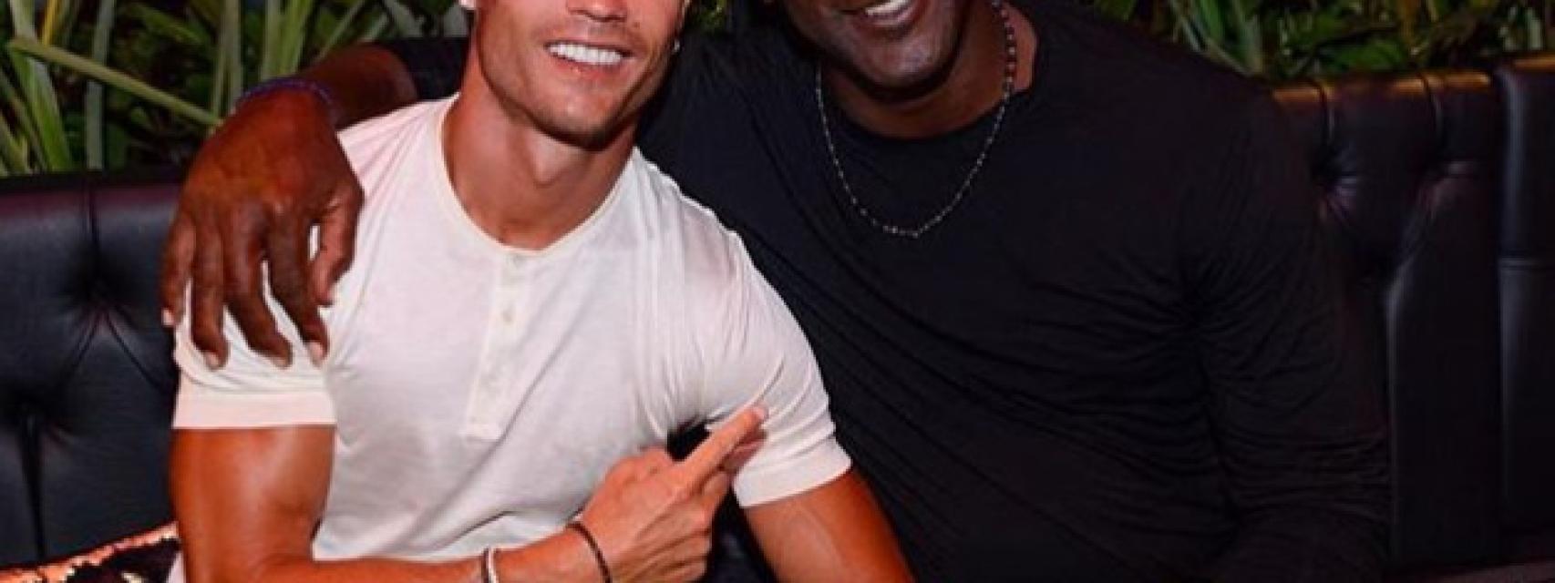 Cristiano Ronaldo presume de hacer historia junto a Michael Jordan
