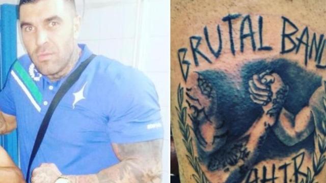 Manuel Herrera tiene tatuadas en una de sus piernas las letras A.H.T.R. (Adolf Hitler Tenía Razón).