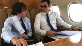 Pedro Sánchez en el Falcon en una imagen de archivo.