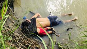 Óscar Martínez y su hija, Valeria, ahogados en el río Bravo.