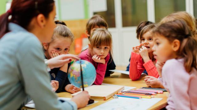 niños escuela infantil