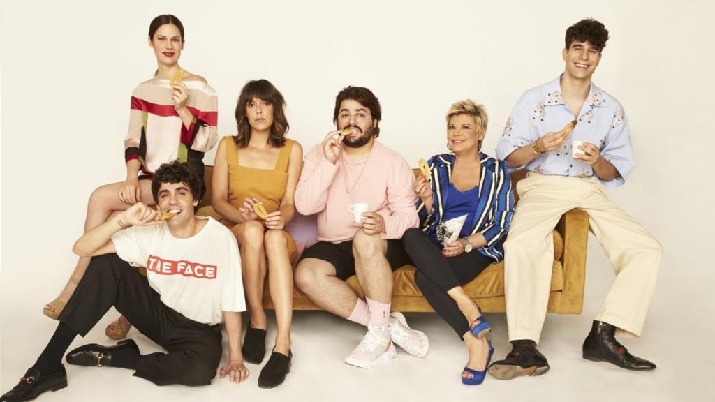 Todo el elenco de la tercera temporada de Paquita Salas.