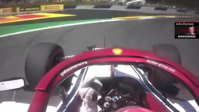 La peineta de Raikkonen a Hamilton