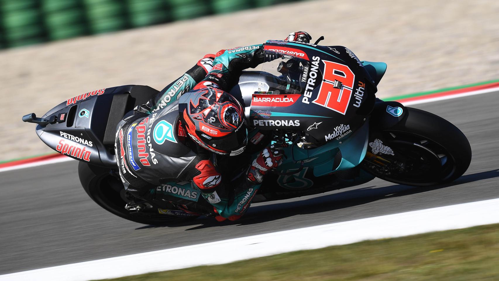 Fabio Quartararo traza un viraje, durante la sesión de clasificación del Gran Premio de Holanda.