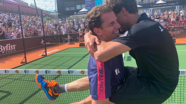 Paquito Navarro y Lebron, tras ganar en Bastad. Foto: Twitter (@WorldPadelTour)