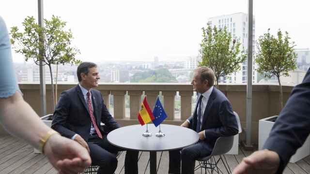 Pedro Sánchez y Donald Tusk, reunidos en Bruselas.