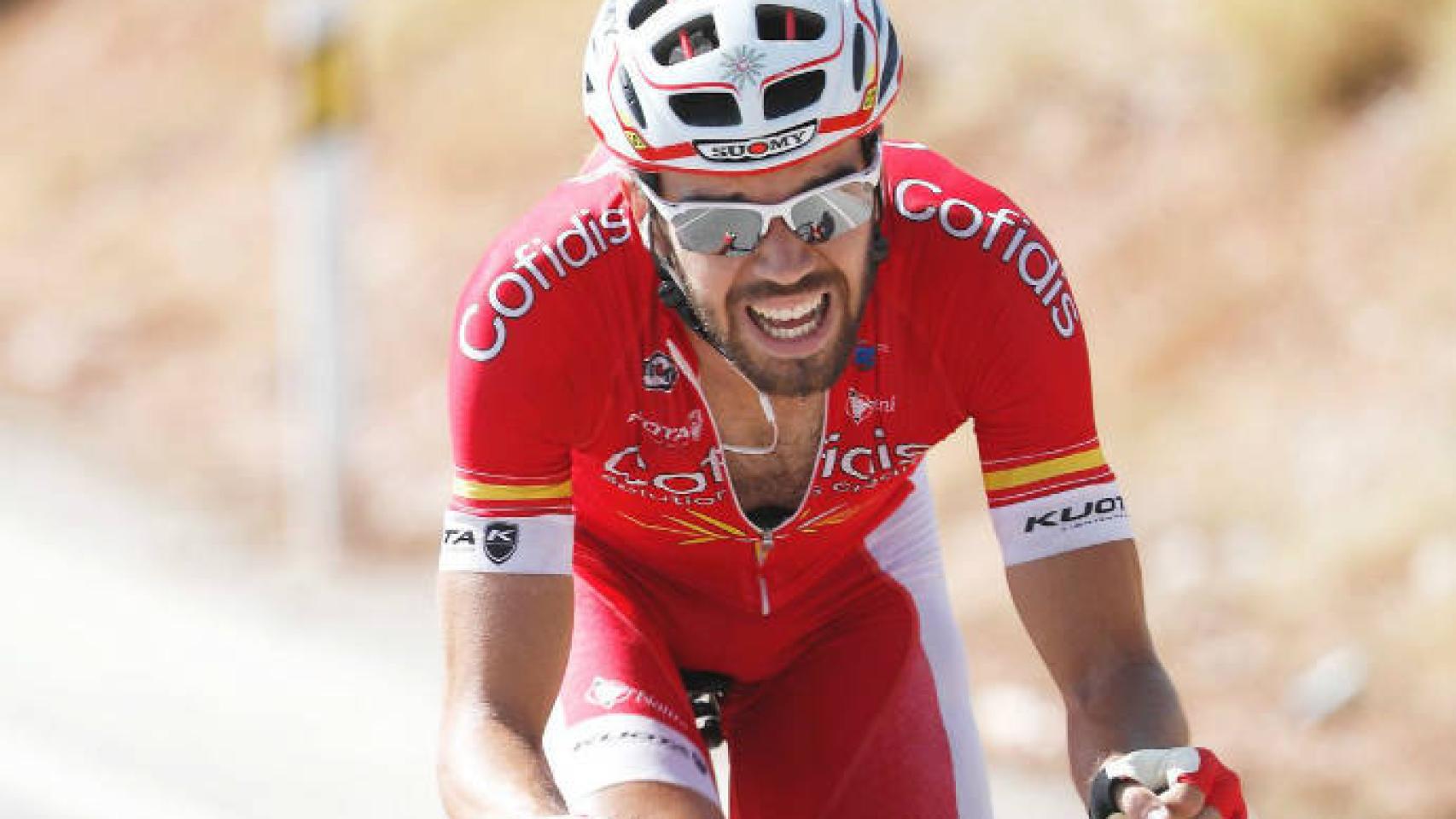 Herrada, con el maillot de líder de la Vuelta a España, la pasada temporoada