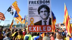 Independentistas se manifiestan en Estrasburgo pidiendo que Puigdemont pueda ser eurodiputado.