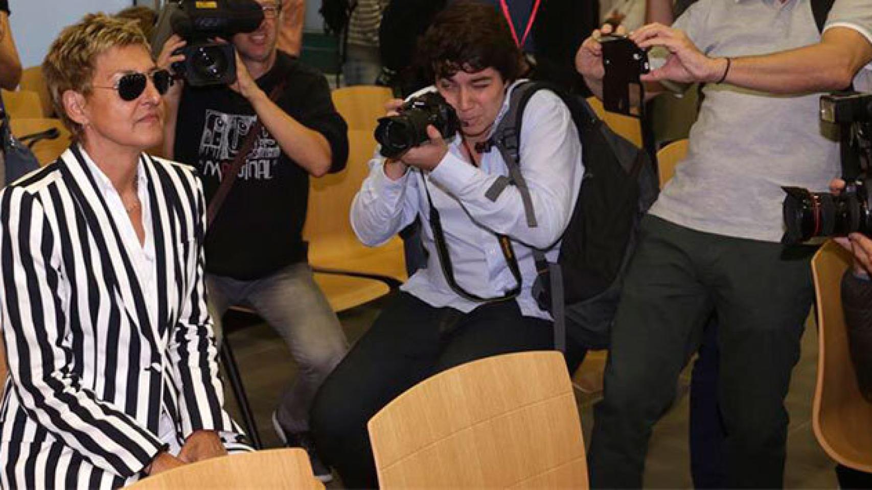 La exalcaldesa de La Muela (Zaragoza) María Victoria Pinilla, en la Audiencia Provincial de Zaragoza.