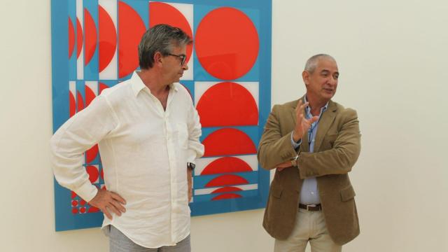 El artista José Antonio Miguez y Adolfo Wilson