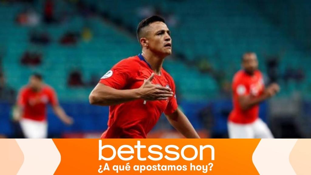 Alexis celebra un gol con Chile.