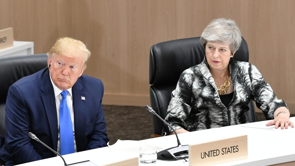 El presidente Donald Trump y la primera ministra Theresa May en la cumbre del G20 en Osaka