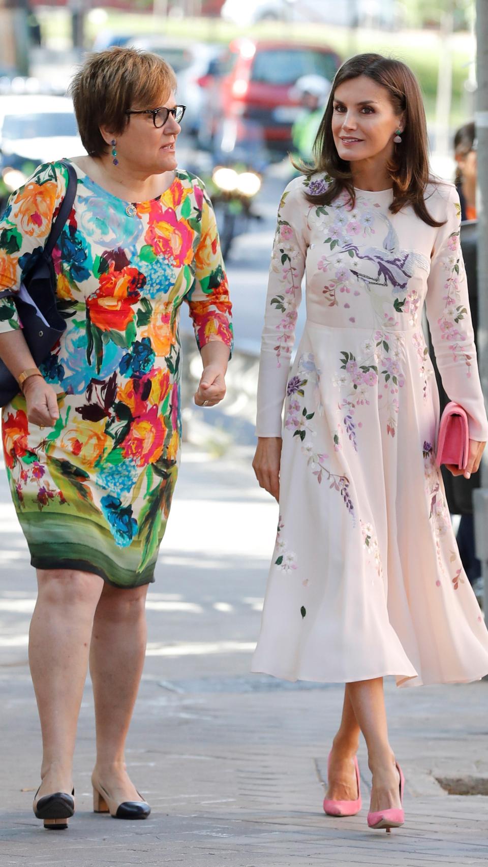 La reina Letizia junto a la secretaria de Estado de Universidades, Ángeles Heras Caballero.