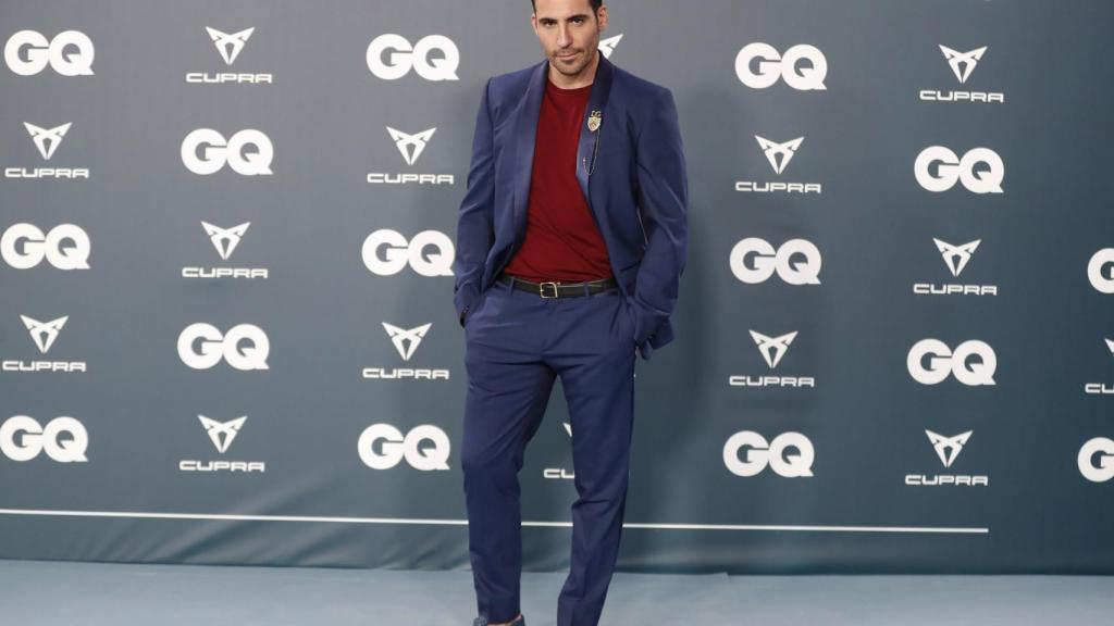 El actor posando en el photocall de los premios GQ.